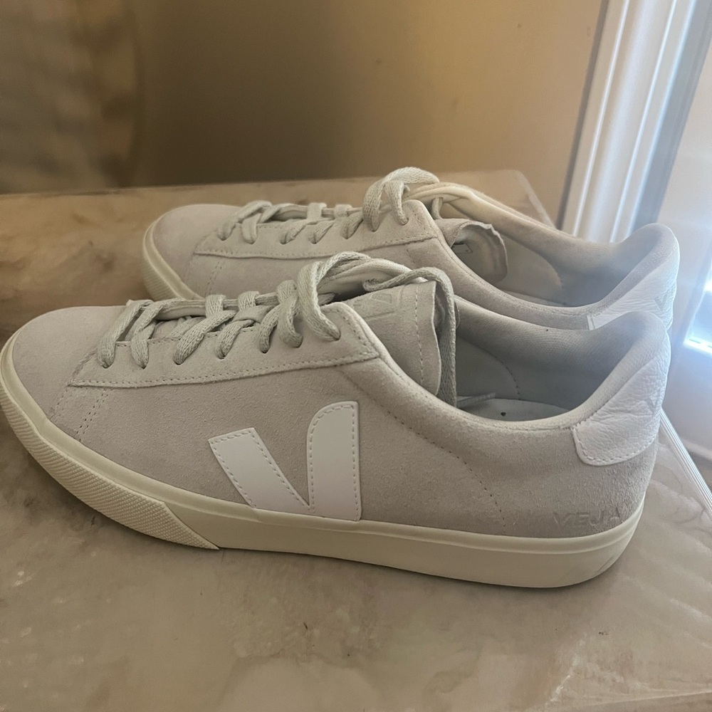 Veja slightly worn size 10 shoe